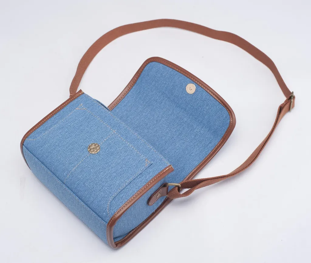 nylon crossbody bag outfit ideas2