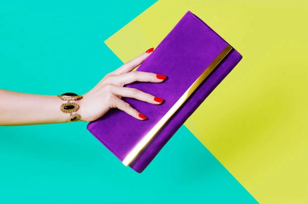 leather wristlet wallet