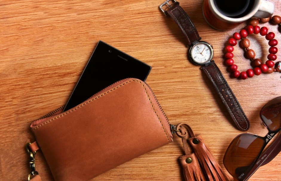 leather wristlet