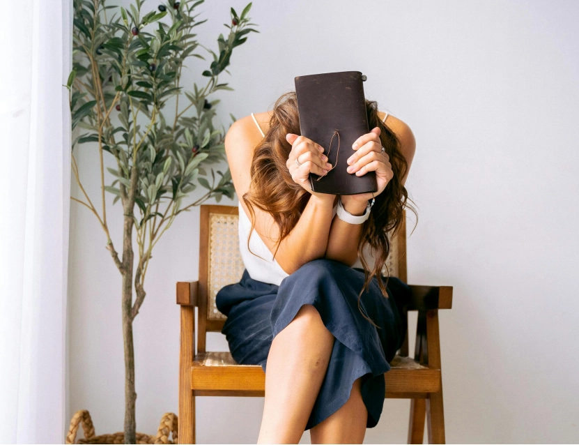leather wristlet wallet