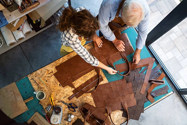 crafting leather handbags